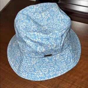 New BILLABONG Still Single Floral Bucket Hat Blue White Cotton Outdoor Gear NWOT